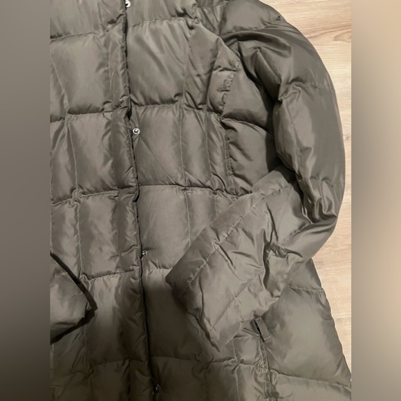 Eddie Bauer Taupe Brown Grey Puffer Fur Fleece Lined goose down parka - Picture 3 of 8